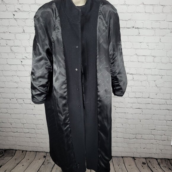 Preston & York Black Buttoned Lined Pockets Over Coat Size 1XW - Picture 5 of 13